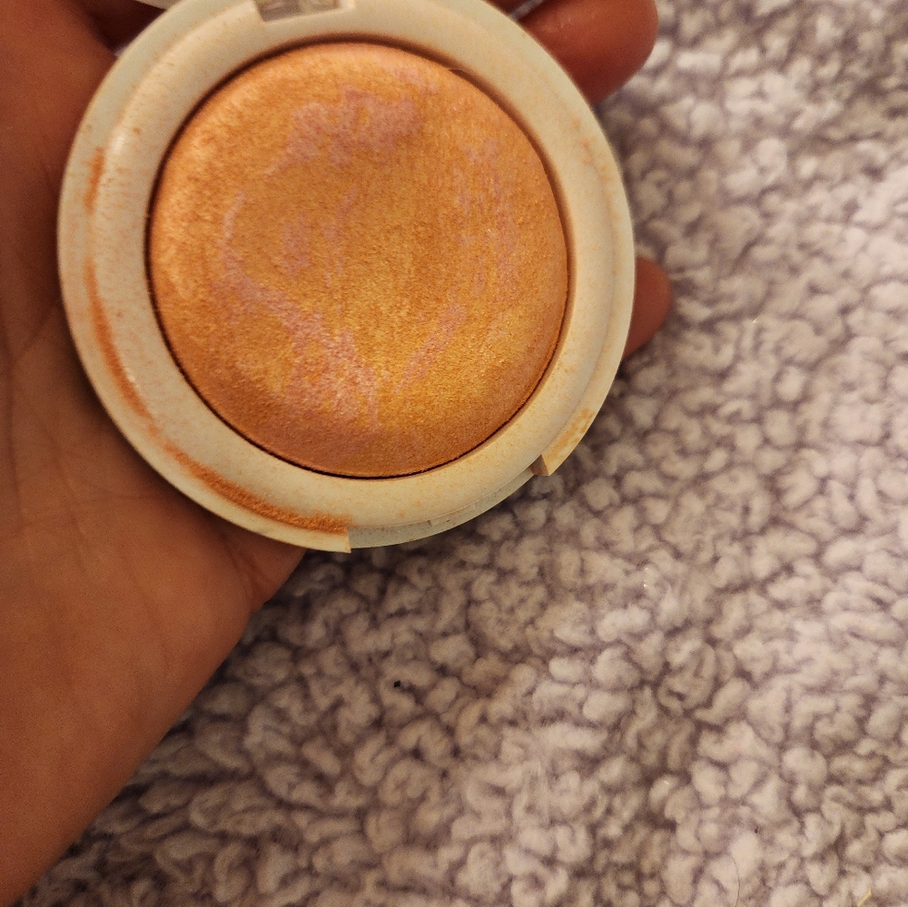 Multiple makeup kit - Picture 15 of 16